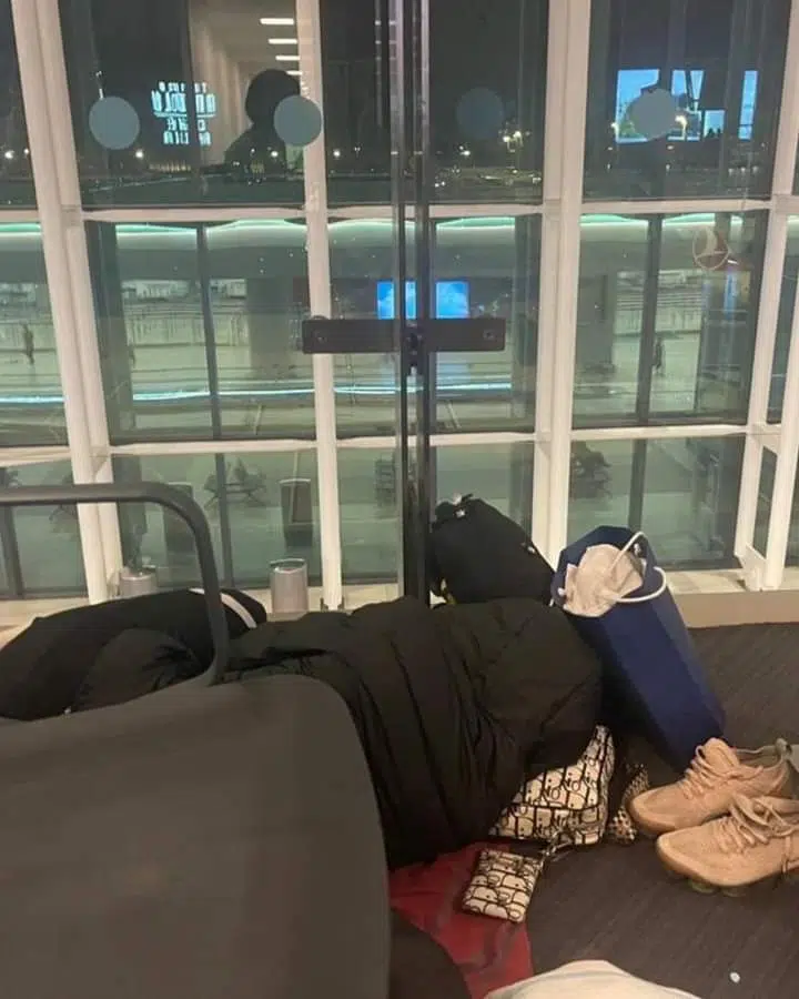 Nigerian Falconets Sleep on Cold Airport Floor after being left stranded [photos]