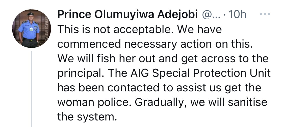 Police aide of Atiku Abubakar’s Wife to Face Sanction for carrying her handbag [photos]