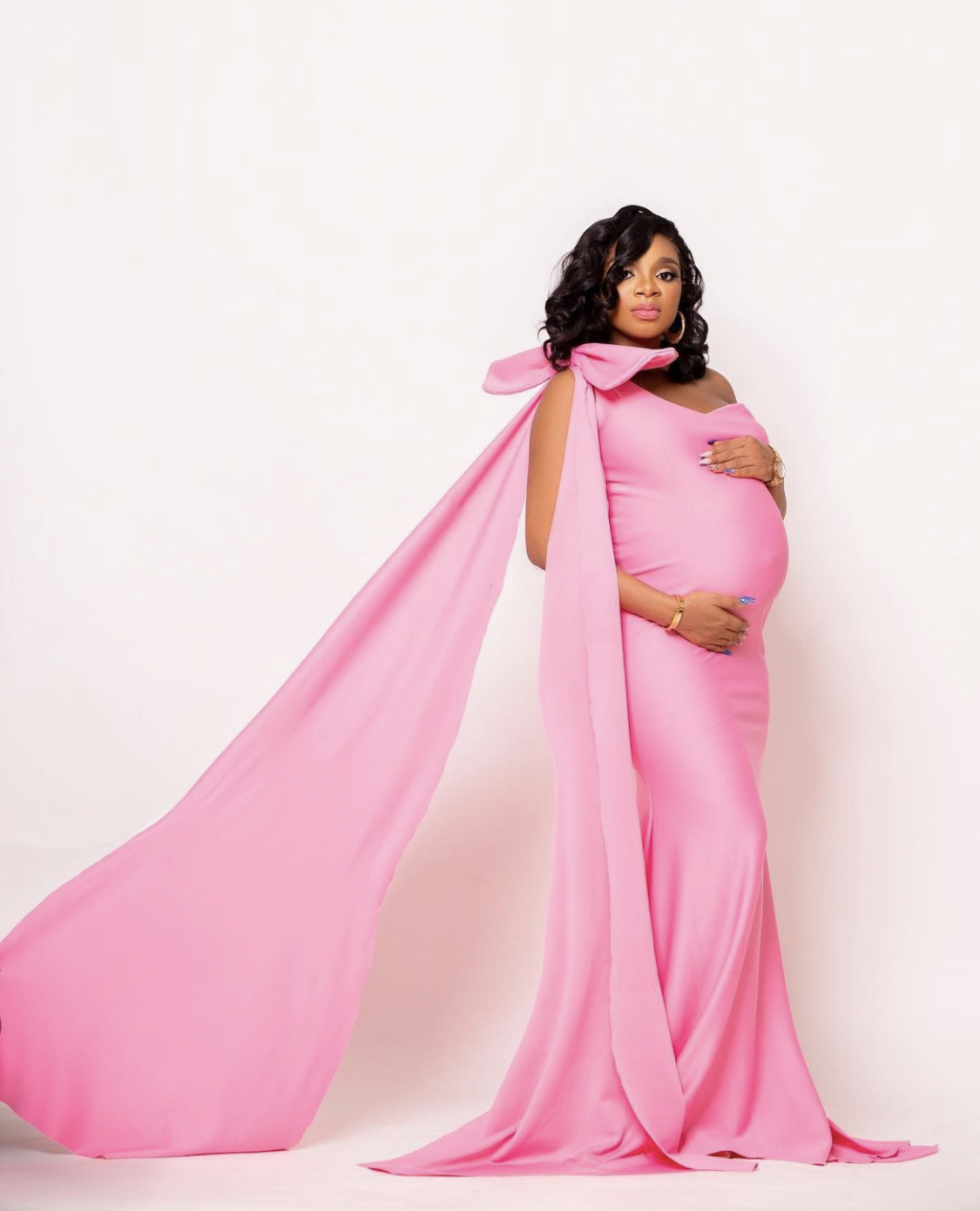 BBNaija Queen Announces Pregnancy [photos]