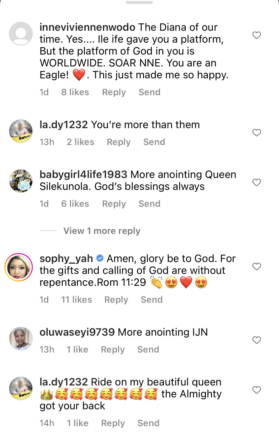 Queen Naomi resumes prophetic work months after divorce from Ooni of Ife [video]