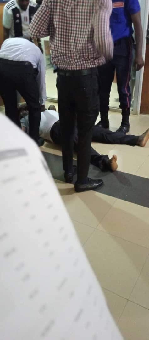 Man reportedly slumps and dies in Delta state after waiting hours in Bank for new notes [photo]