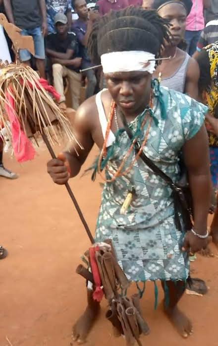 Anambra Native Doctor Akwa Okuko who is known for ability to disappear gets kidnapped by Gunmen