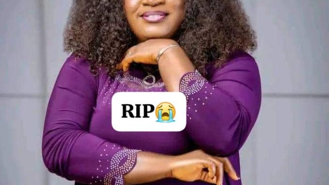 Nigerian woman slumps, dies while singing on church altar