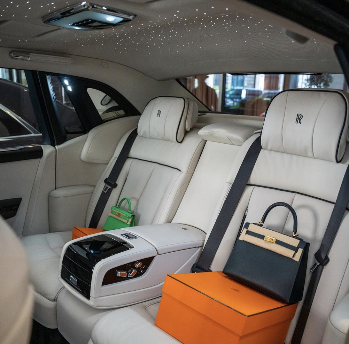 Jeweler Malivelihood splashes N786M on second Rolls Royce for wife [photos]