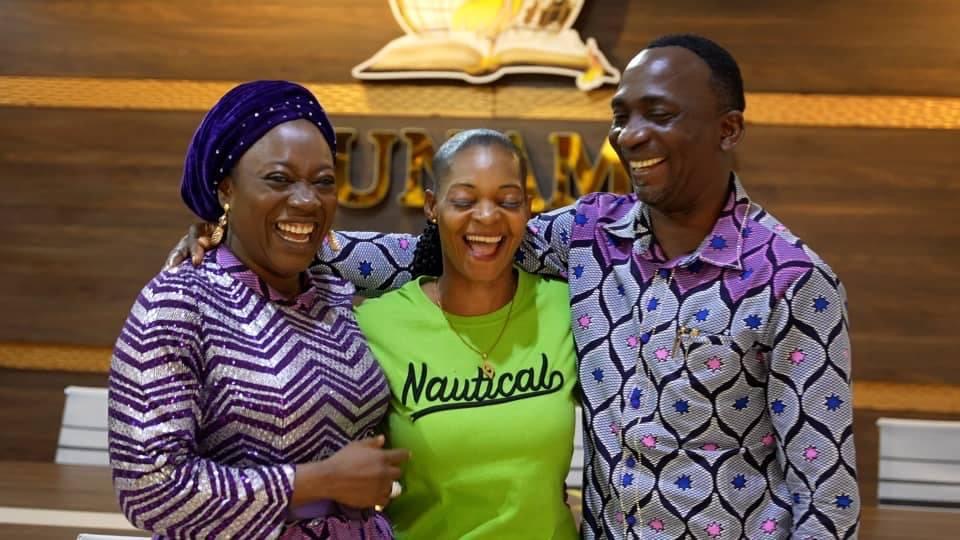 I have no grudge against Pastor Enenche - Woman accused of fake testimony begs Nigerians to move on [photos]