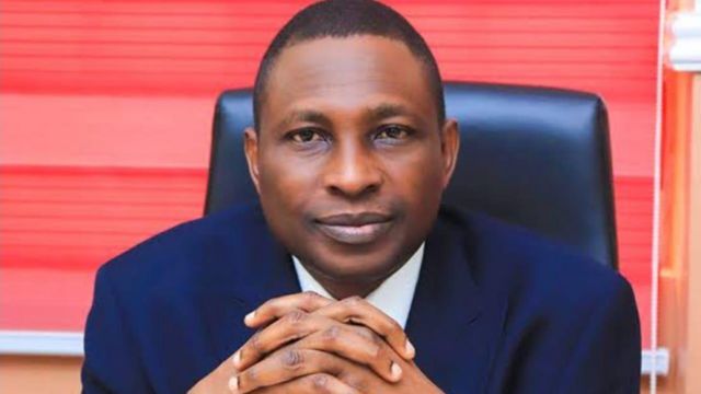 EFCC operatives reportedly invade Lagos hotel, assault guests