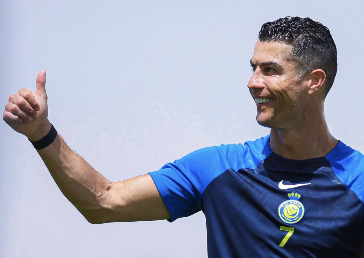 CR7 sister blast Virgil Van Dijk after he joked about whether “Ronaldo was ever really a contender” for Ballon d’Or 2019
