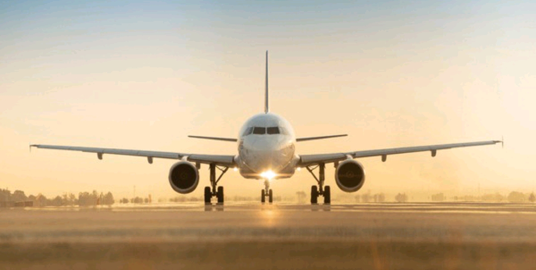 19 dead as military plane crashes