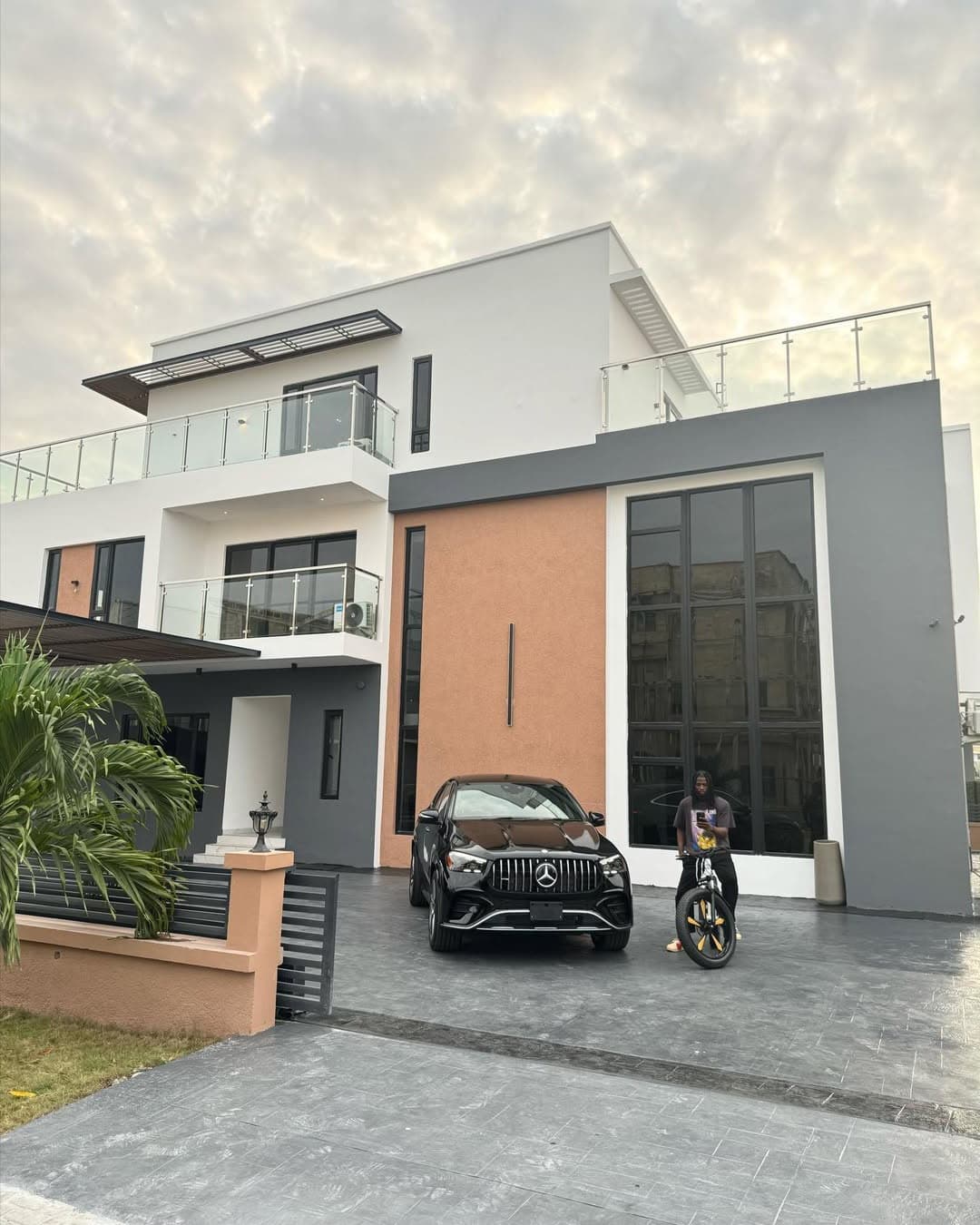 pino vibes house
