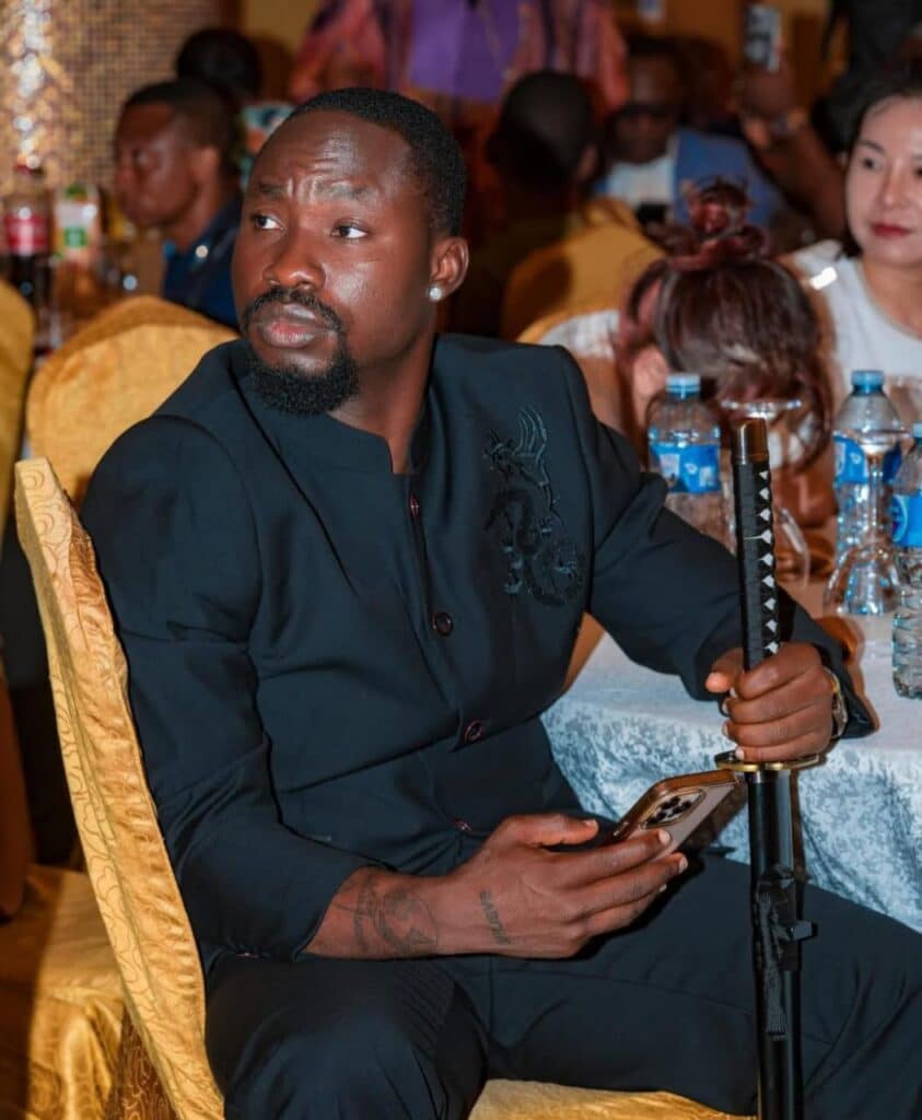 a picture of da general