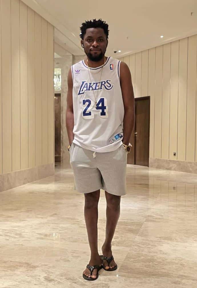 a picture of mark angel