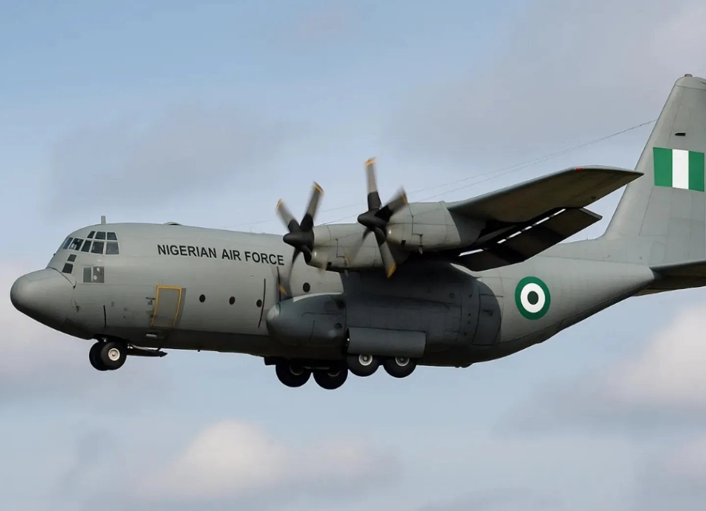 Nigeria Air force reacts as Burkina Faso detains 11 soldiers, siezes aircraft