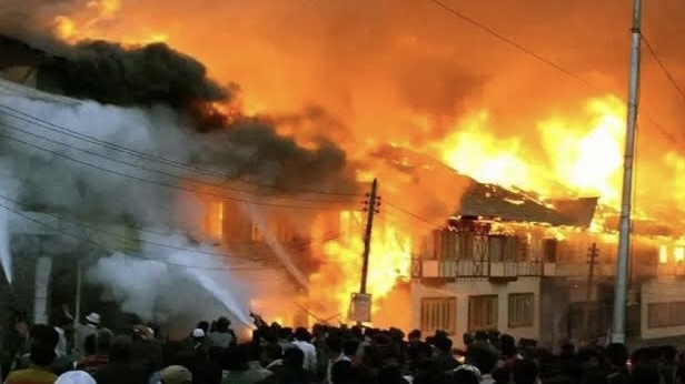 Popular Kano market engulfed in fire