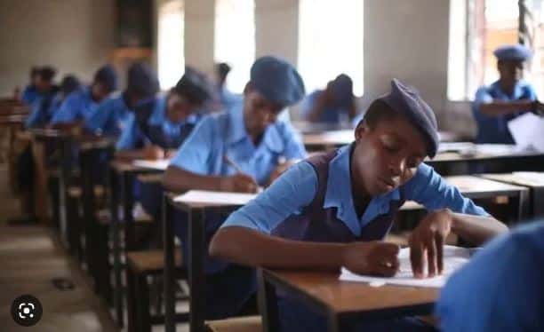 State Government orders closure of schools