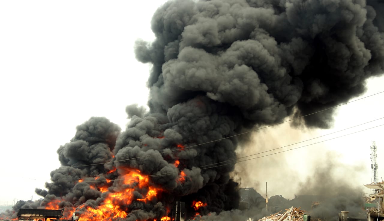 Bomb explosion rocks Lagos